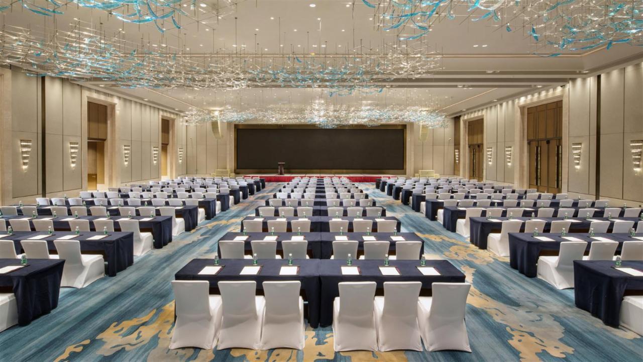 Готель Crowne Plaza Xiangxi Финхуан Екстер'єр фото
