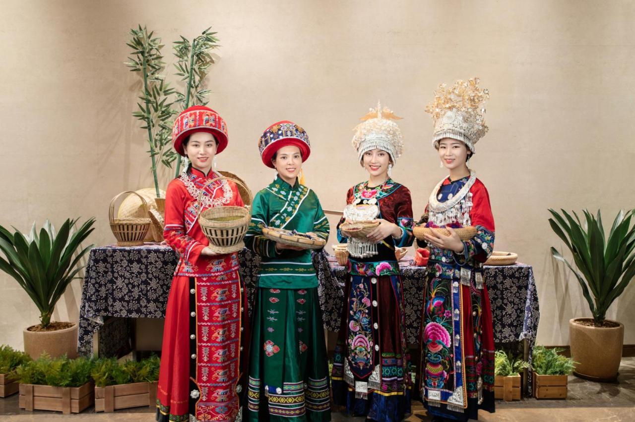 Готель Crowne Plaza Xiangxi Финхуан Екстер'єр фото