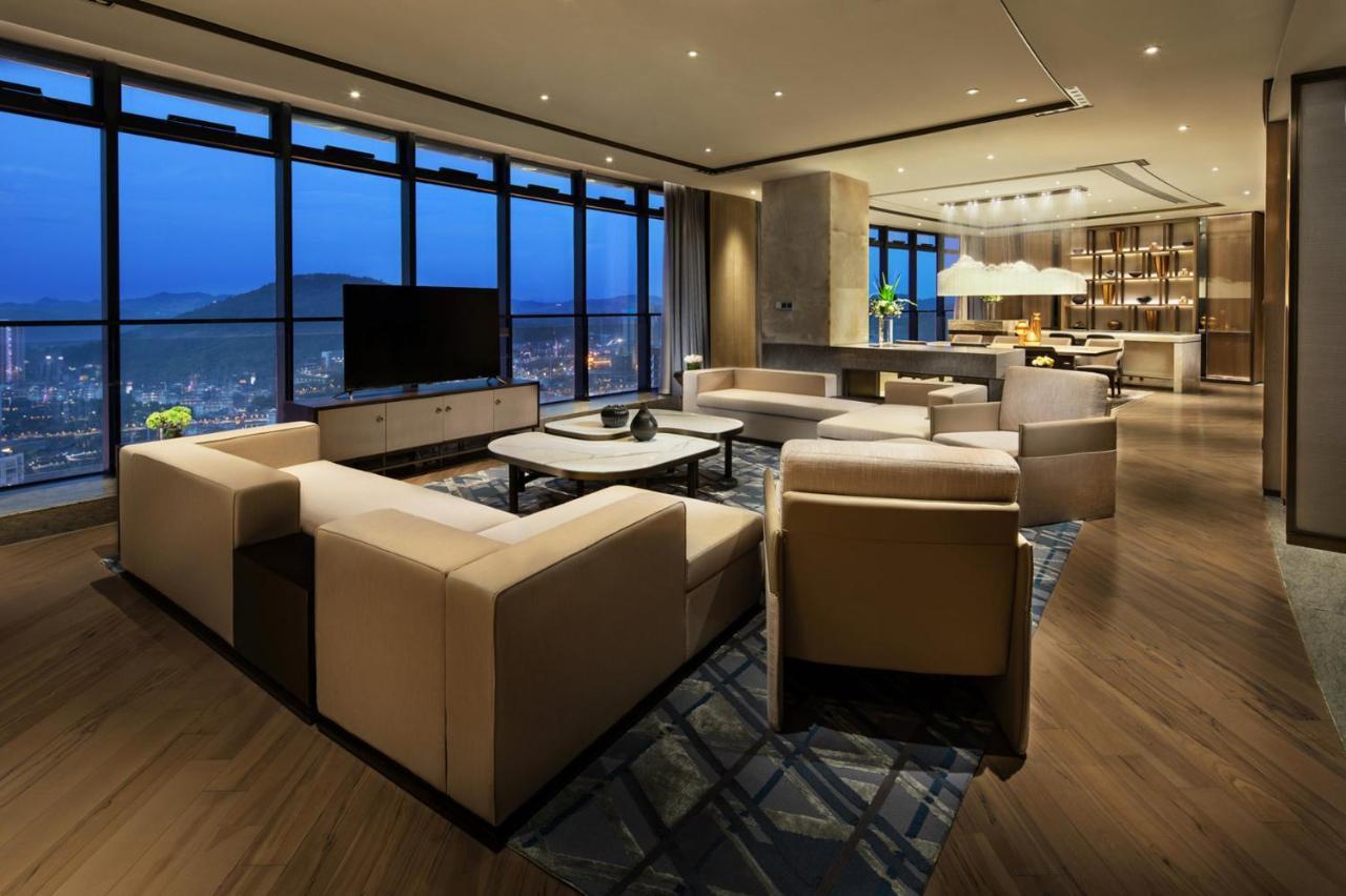 Готель Crowne Plaza Xiangxi Финхуан Екстер'єр фото
